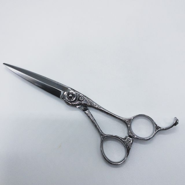 ナルトシザーズ ナルトシザーNARUTO SCISSORS】RKギルビーZ唐草 シザー オフセット 理容 美容ハサミ 美容師 理容師 右利き 6.3 インチ 中古 sc1343 - メルカリ