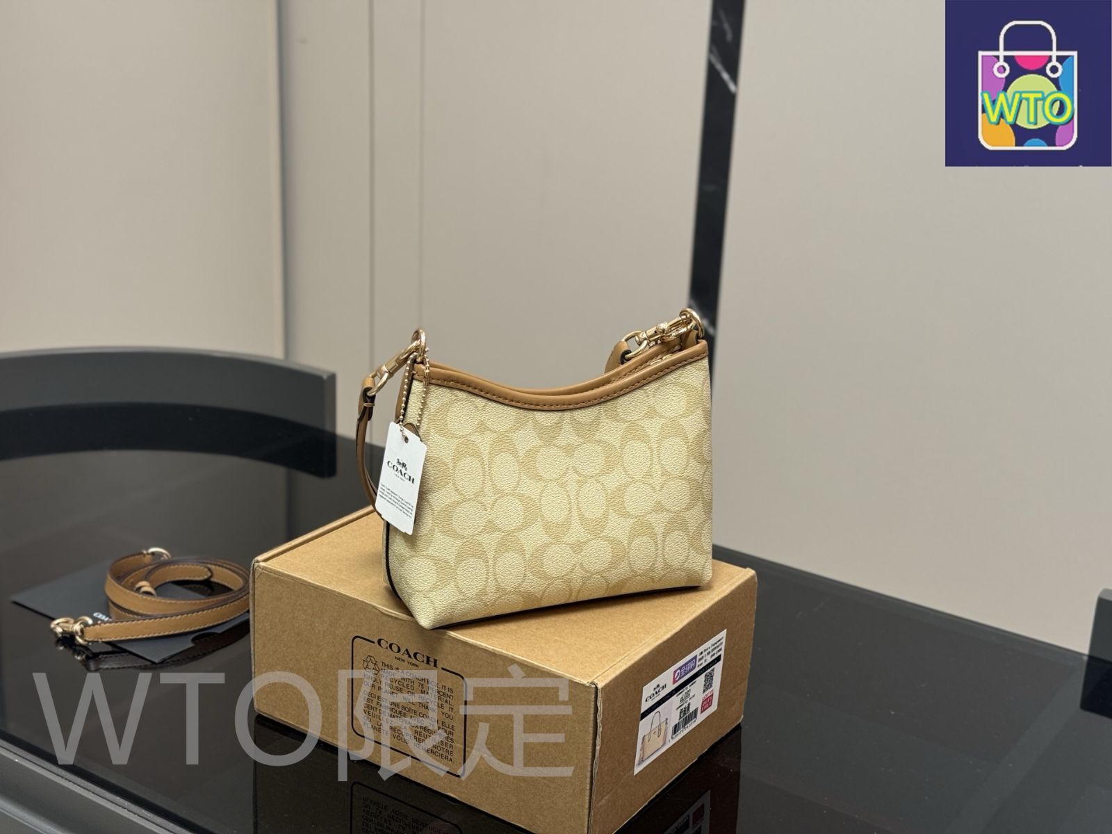 COACHミニリュック COACH ミニリュック - メルカリ