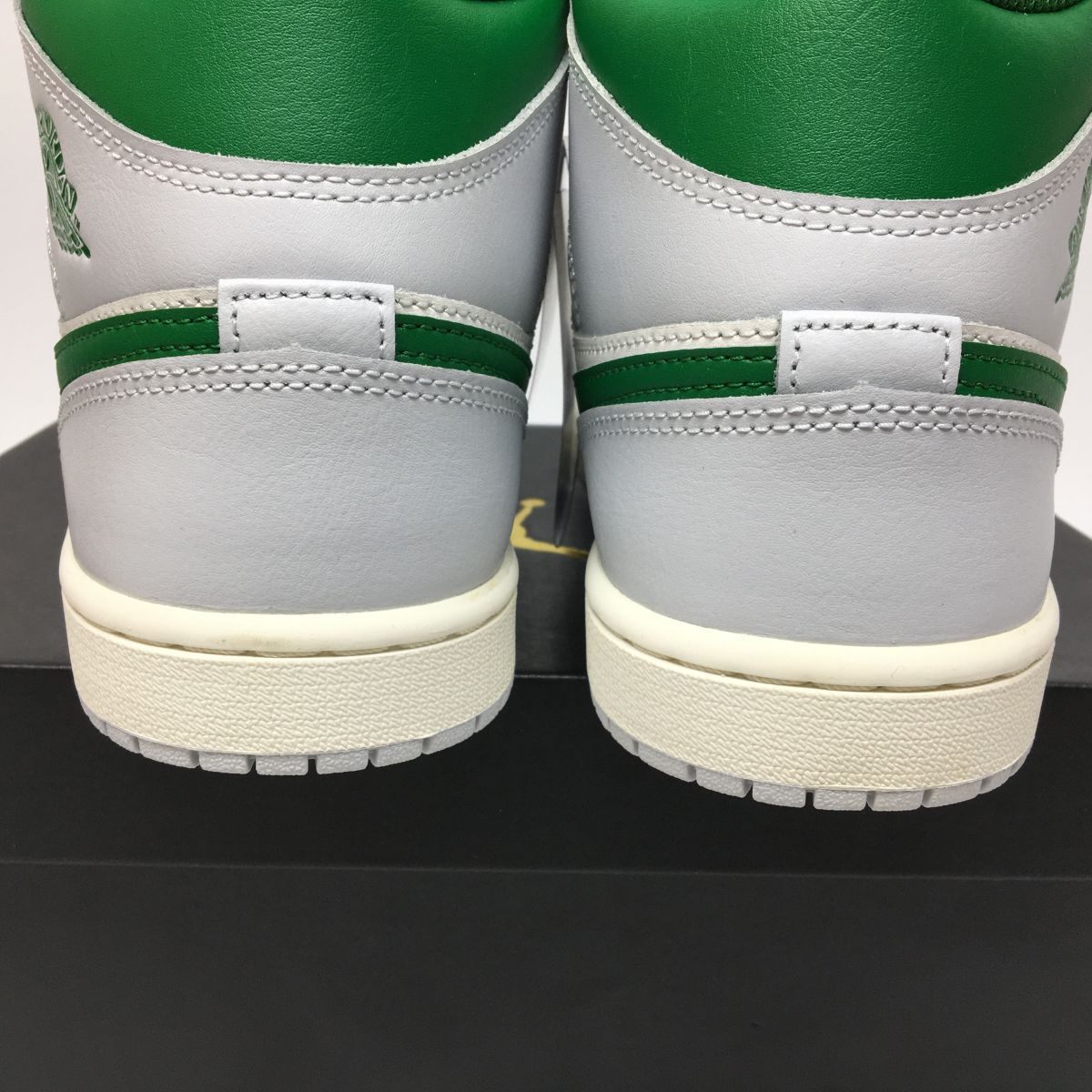 Summit White|Pure