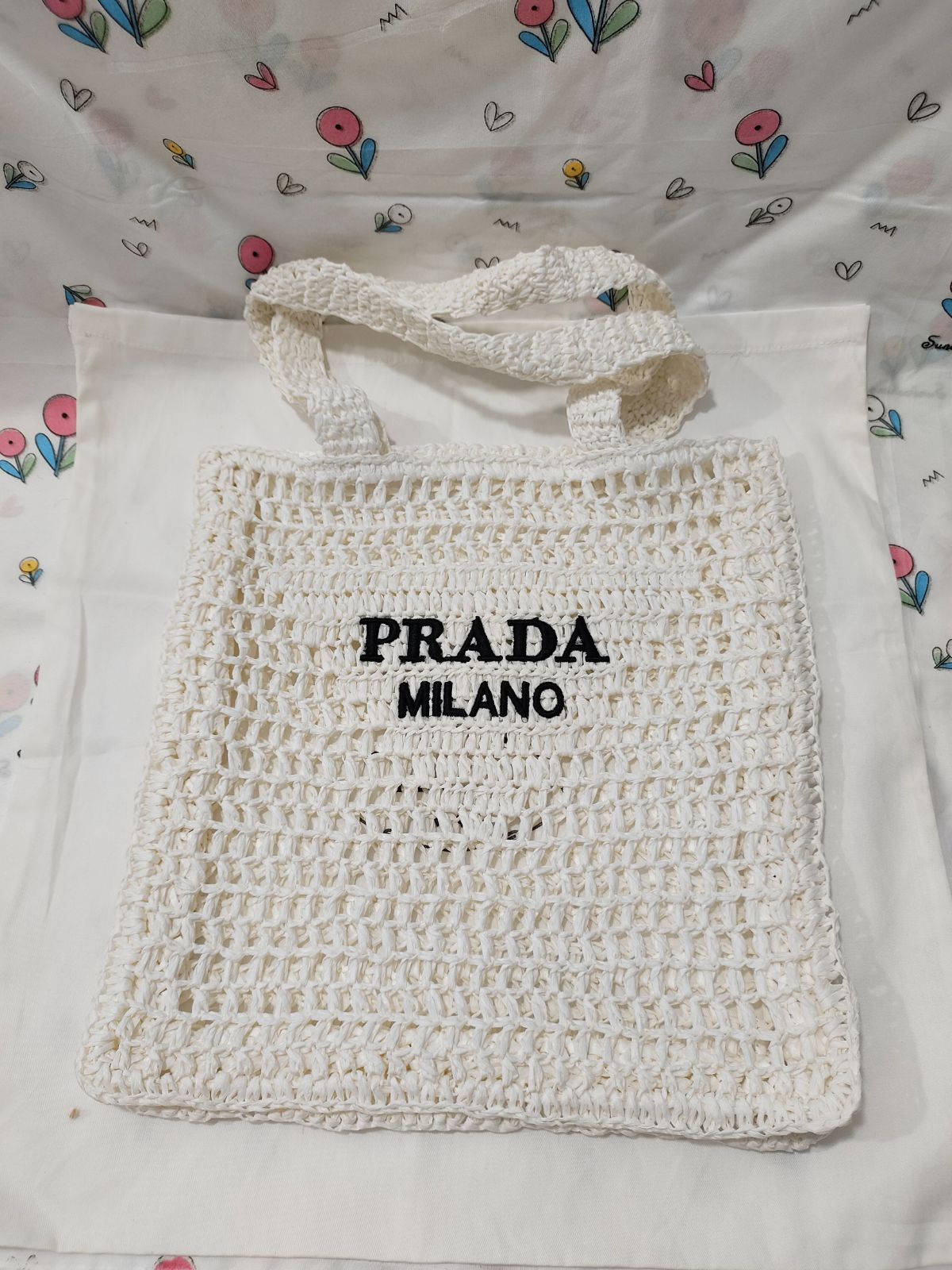 人気 PRADA プラダ 白バック 早い者勝ち！ バッグ 