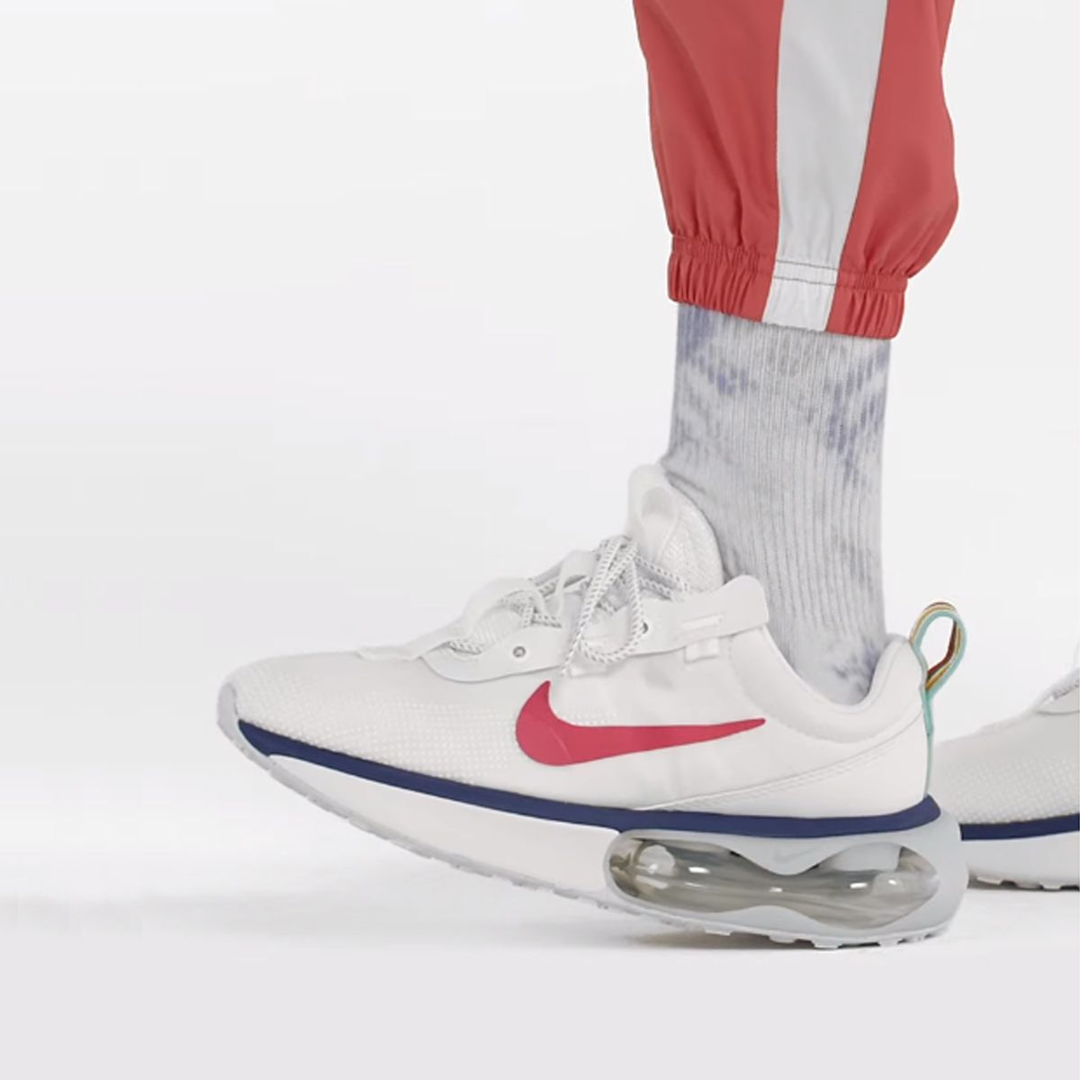 ナイキ] エア マックス 2021 [W AIR MAX 2021] ホワイト/サンダー