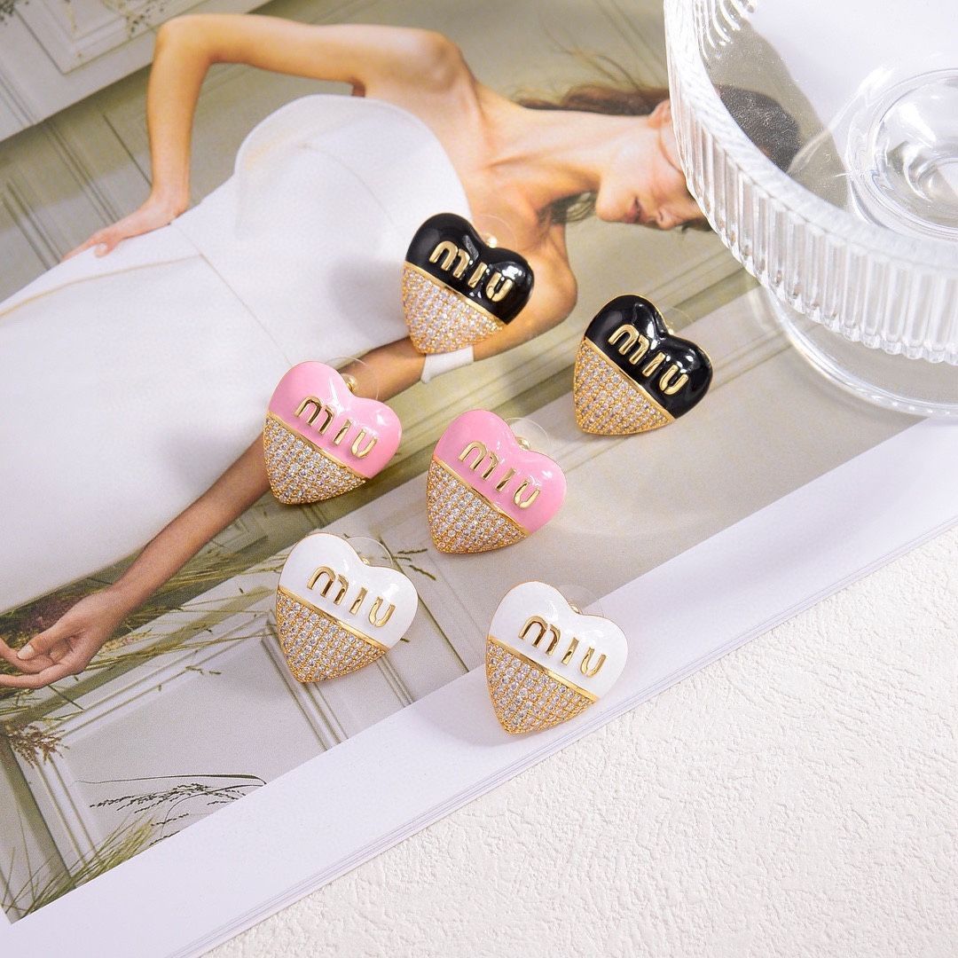 新品未使用】MIU MIU（ミュウミュウ）ブラック＆ゴールドハート 