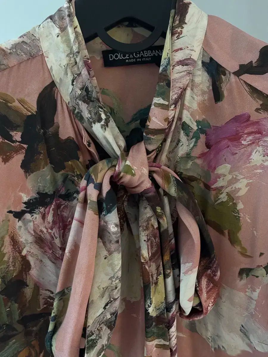 DOLCE & GABBANA ドルガバ 総レース フリル　ブラウス シルク DOLCE & GABBANA ドルガバ 総レース フリル ブラウス シルク