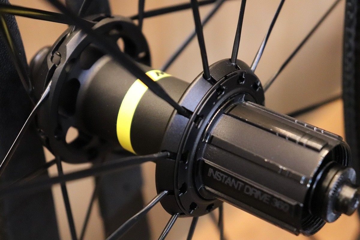 ○MAVIC マビック COSMIC SLR 40 RIM シマノフリー 11⁄12s対応 新品