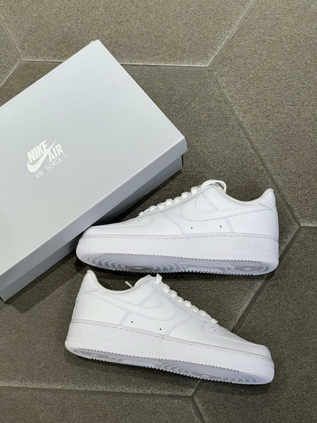 新品 NIKE Air Force 1 Low '07 White ナイキ エアフォース1 男女兼用 箱付