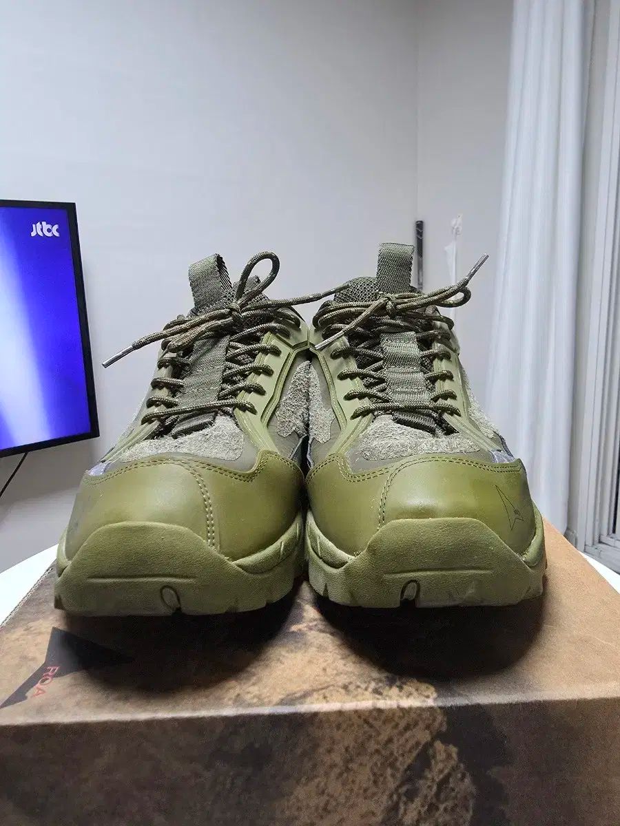 ロア 락파 オリーブ 280サイズ ほぼ