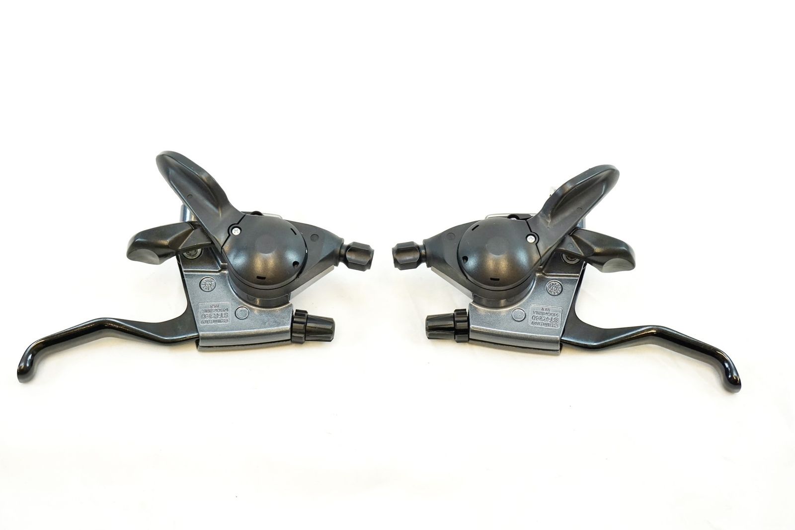 シマノ クラリス シフター Claris ST-R240 2×8s ST-R240（ブランドシマノ）の通販