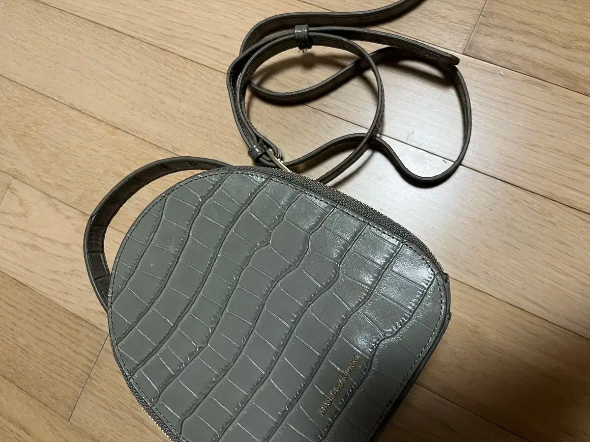 グレー どんぐり クロスバッグ