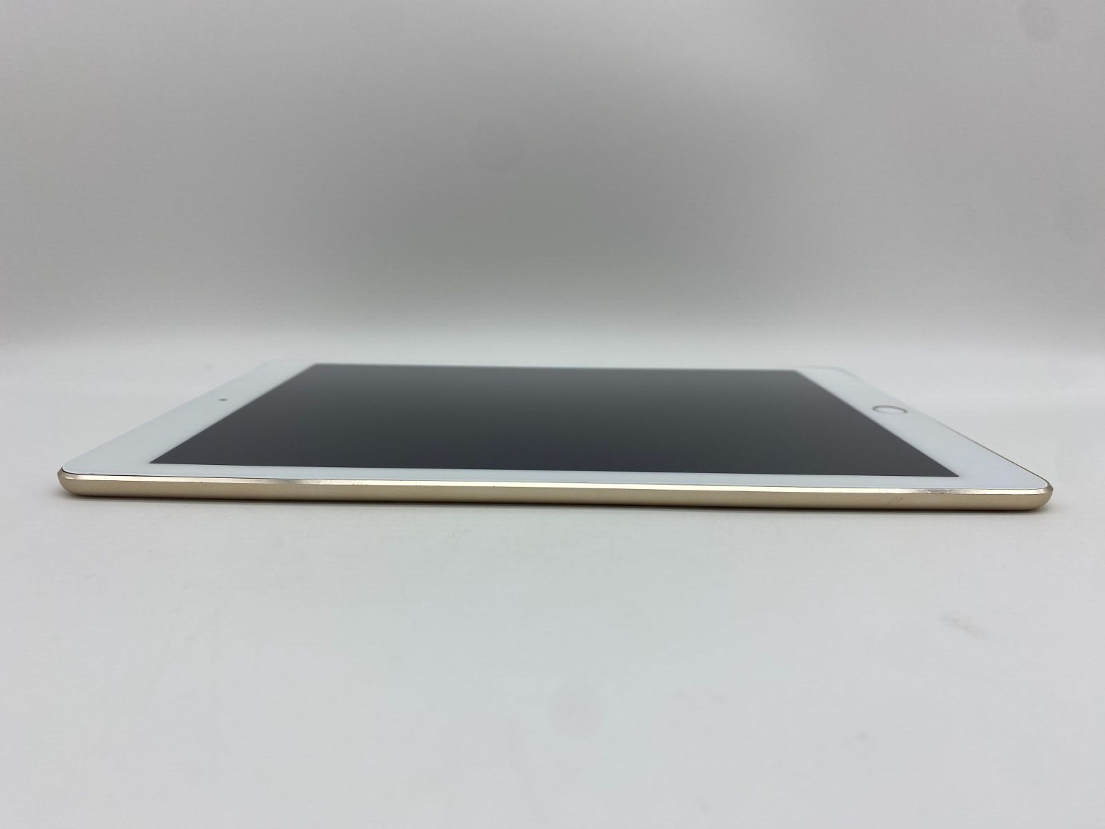 ☆美品☆iPad Air 2 /9.7インチ 64GB ゴールド/新品バッテリー100%/Wi 