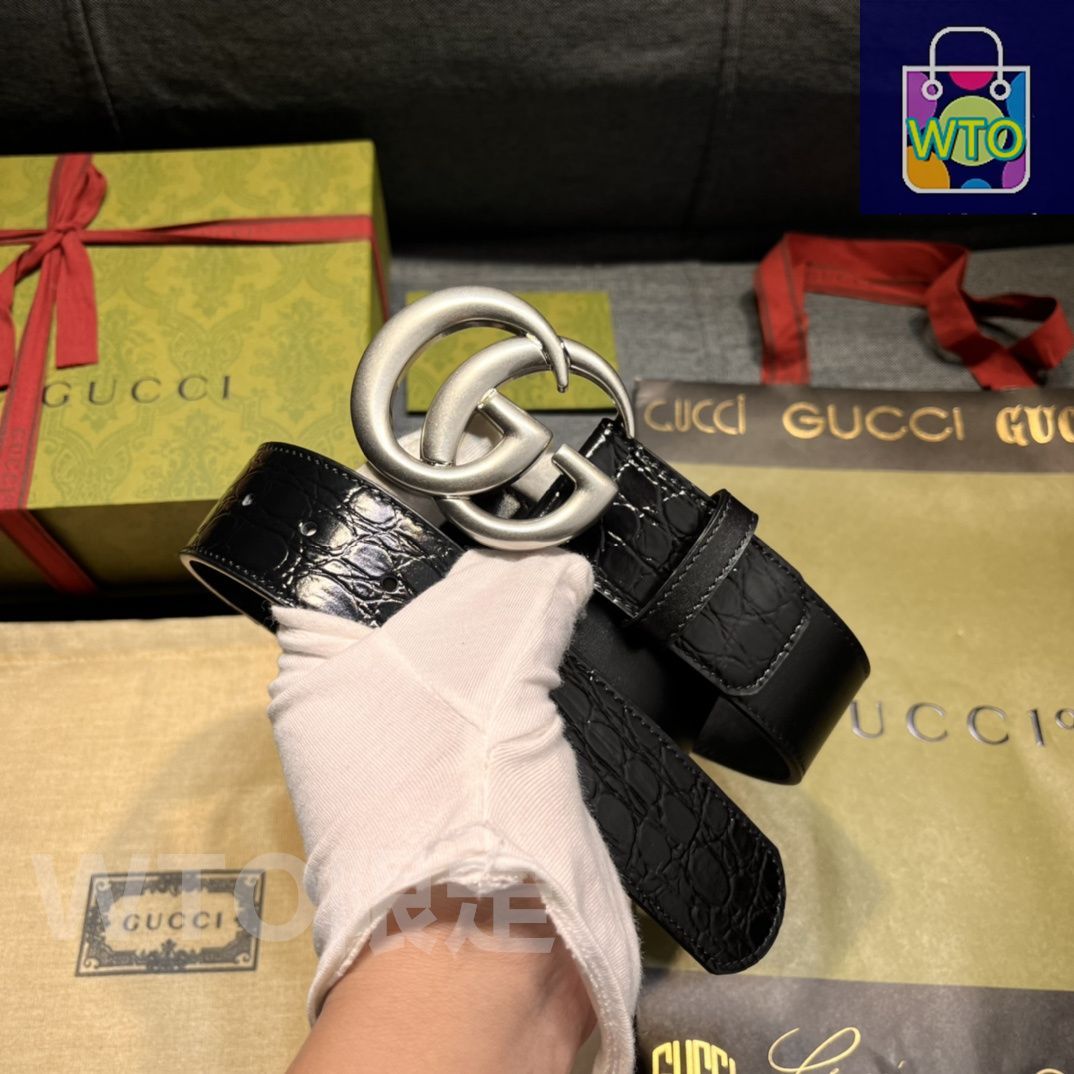 GUCCI　ベルト　新品未使用 今日WTO】GUCCI New Model ブラックレザーベルト with GG