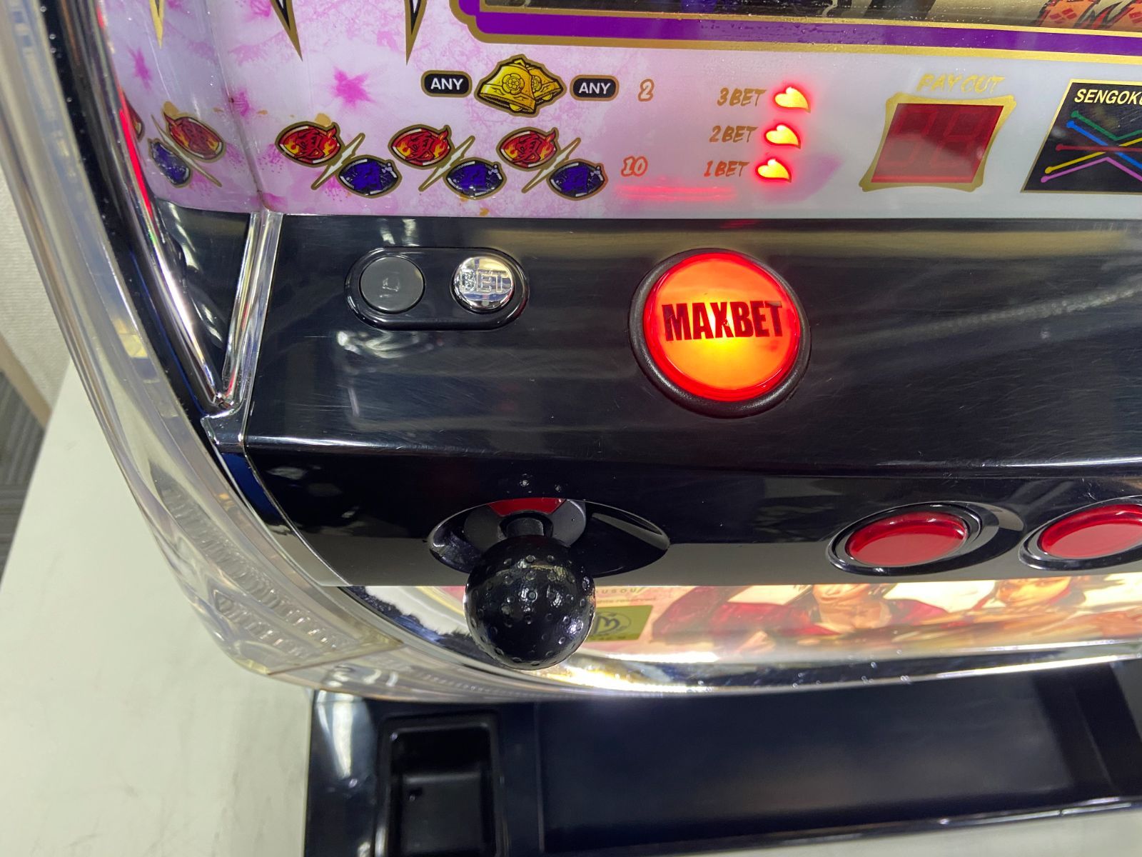 送料込】 パチスロ スロット実機 初代 戦国無双 - メルカリ 送料込】 パチスロ スロット実機 初代 戦国無双 - メルカリ