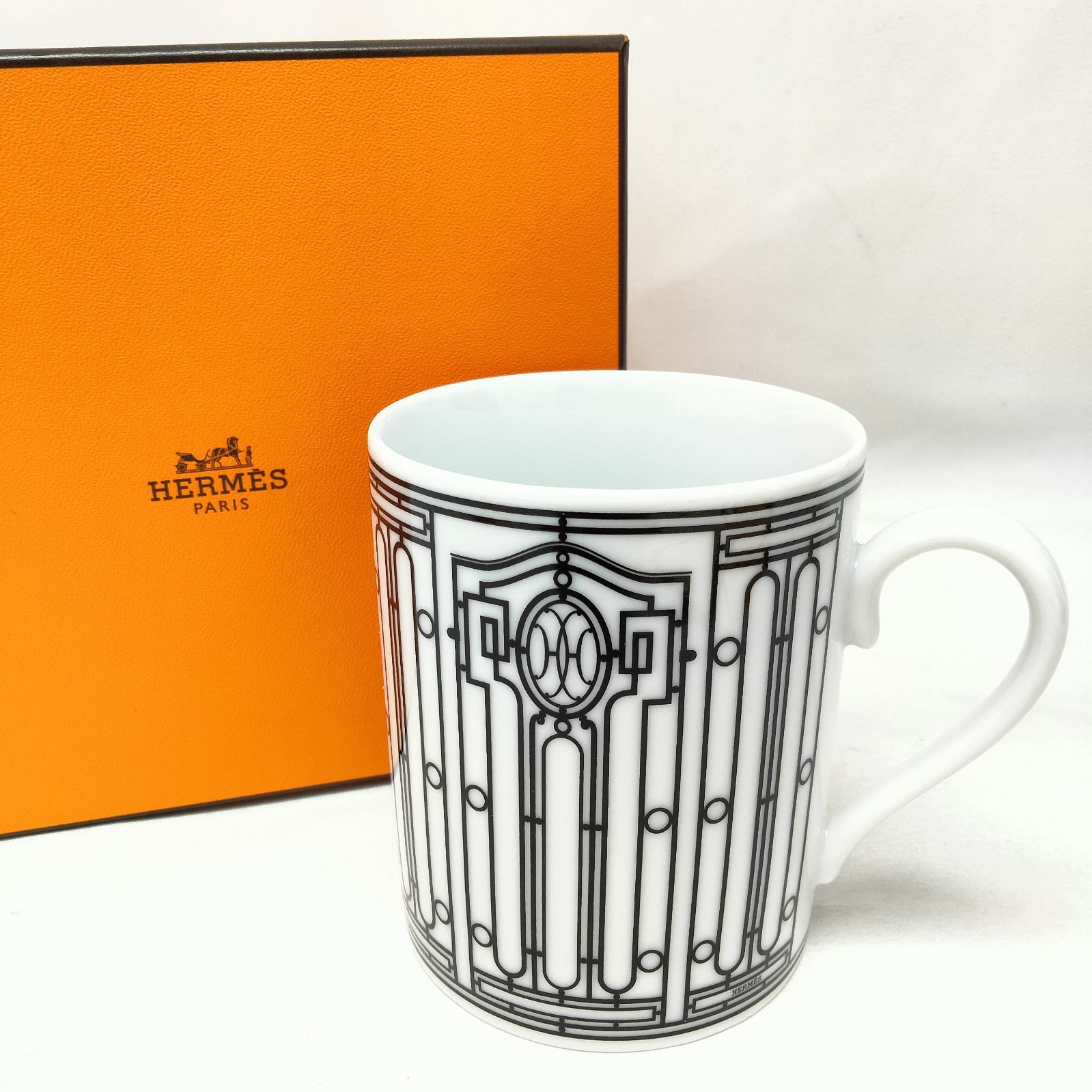 ️HERMES ️エルメス Hデコ マグカップ ホワイト