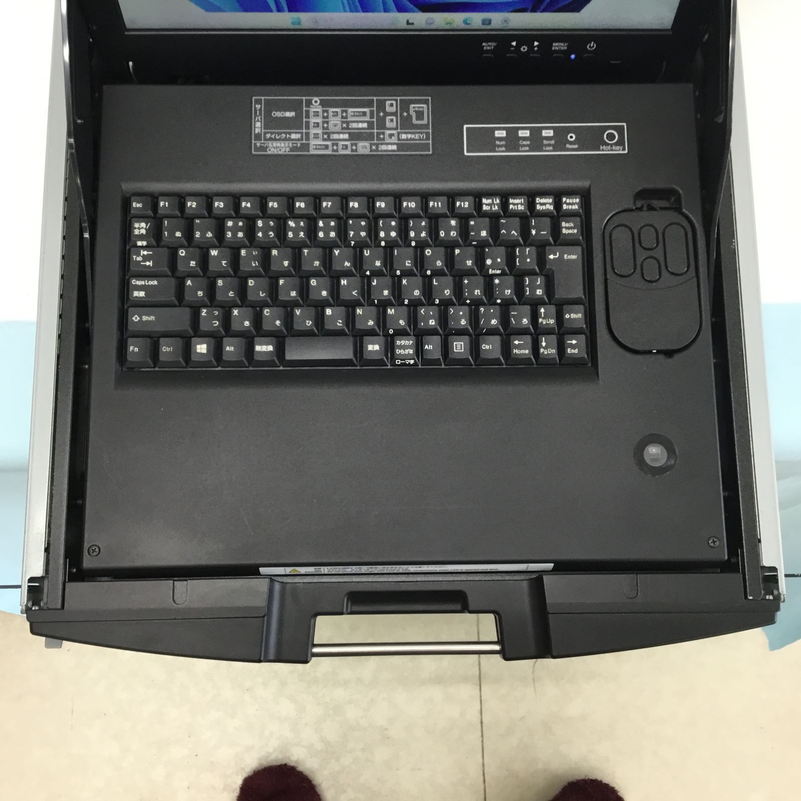 東芝 - 東芝 キーボードディスプレイ TN8143-105T 17インチ 東芝 キーボードディスプレイ TN8143-105T 17インチ - メルカリ