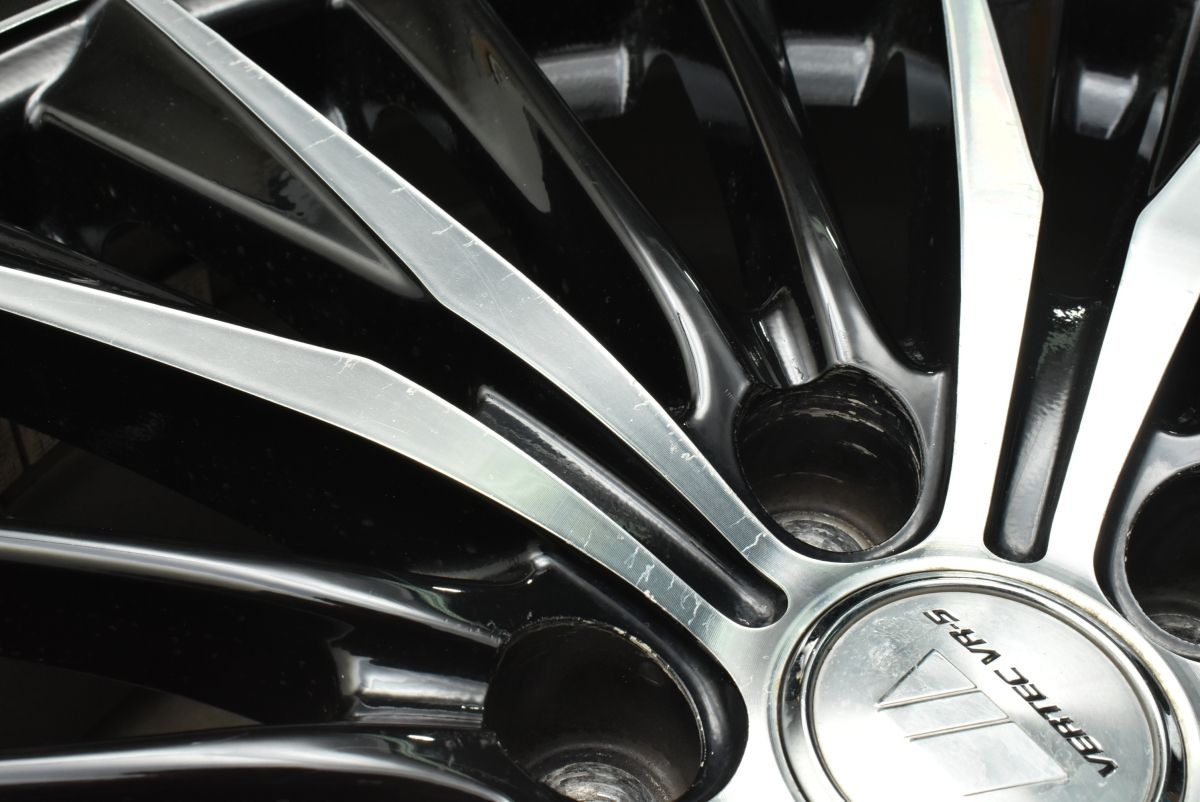 従来の 程度良好 VERTEC VR-5 VOGUE 18in 7J 48 PCD114.3 TRANPATH mpZ 235 50R18 アルファード ヴェルファイア エルグランド SKフォレスター