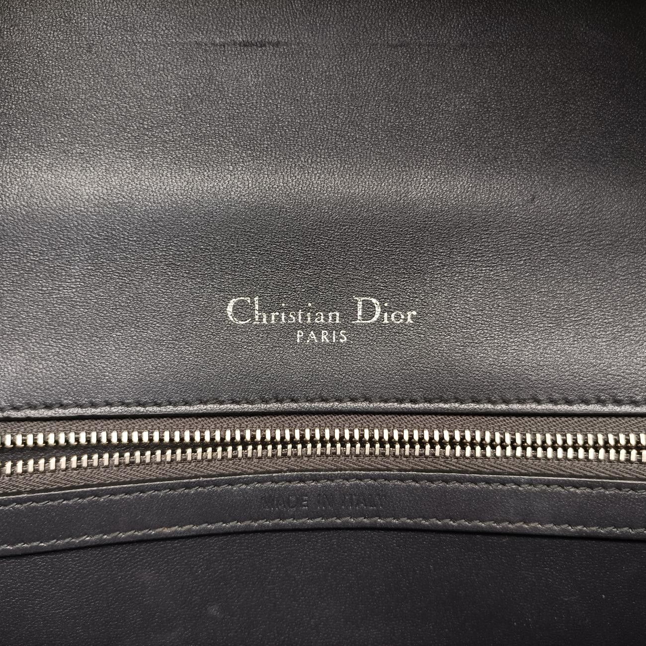 クリスチャンディオールChristian Diorディオラマシルバーレザー01-BO-1107