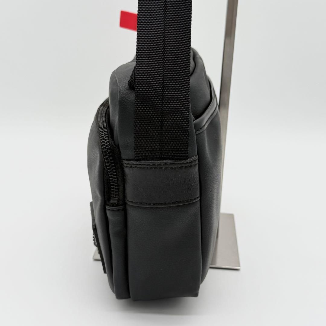 ショルダーバッグ