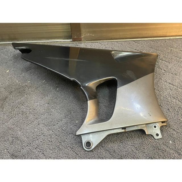 国内外の人気 NC35 RVF400 左右サイドカウル 社外品 アンダー
