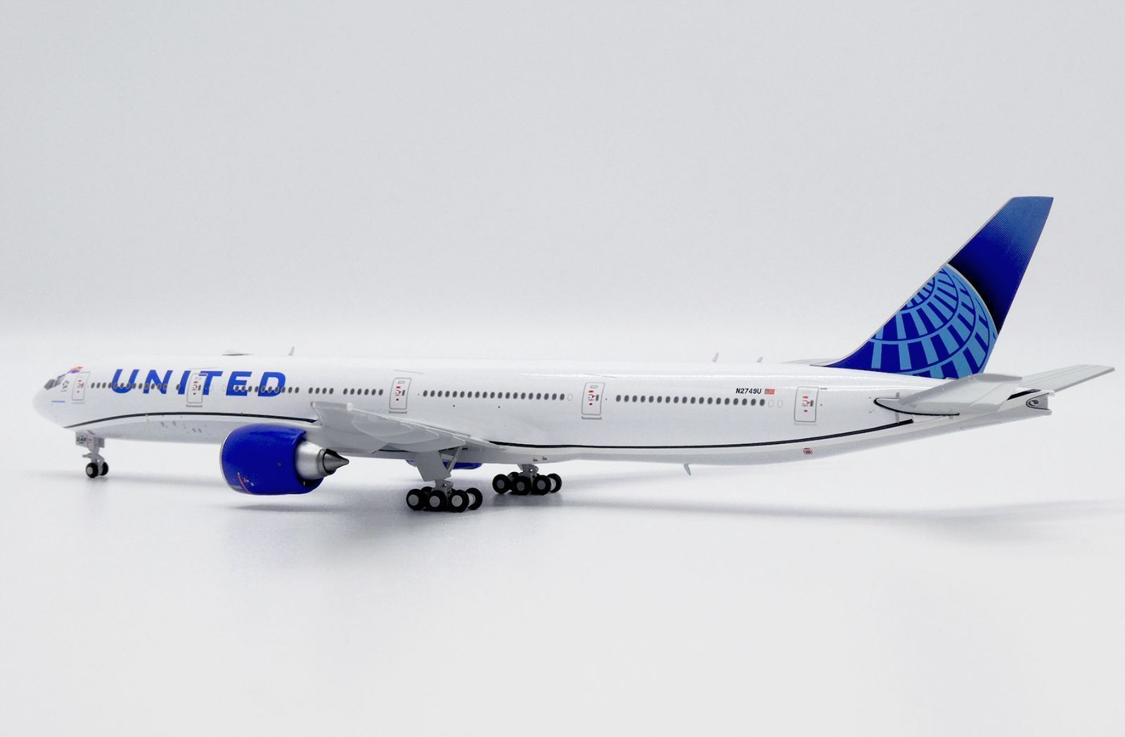 777-300ER