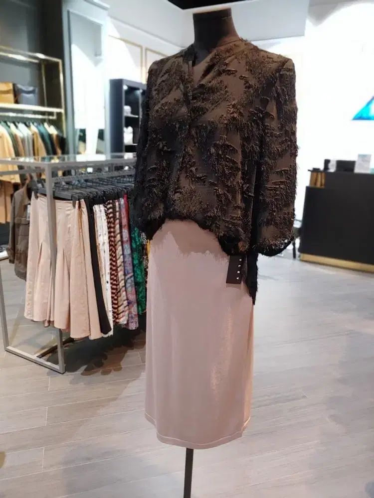 SISLEY シスレー