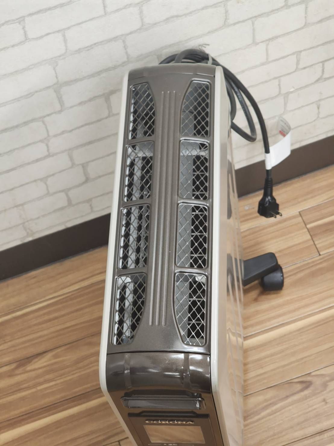 2 コロナ オイルレスヒーター ノイルヒート DHS-1522