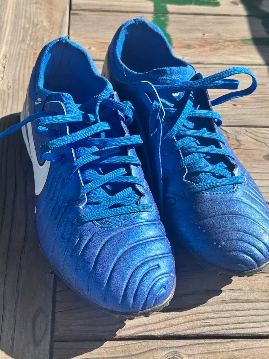 ナイキ エラスティコ フィナーレ III TF（ブラック×蛍光イエロー