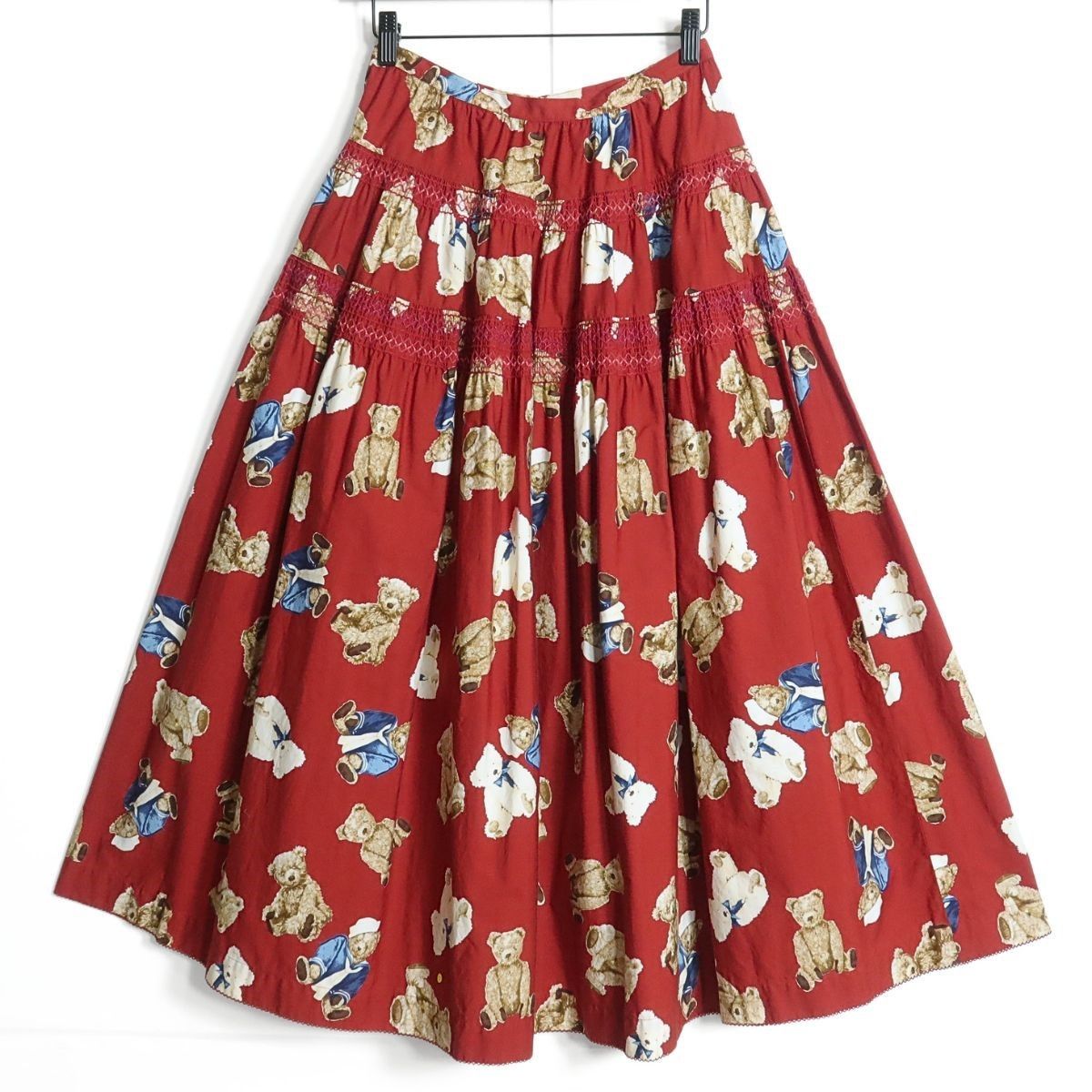 ワンダフルワールドのスカートです ワンダフルワールド カネコイサオ☆前開きギャザースカート 赤系