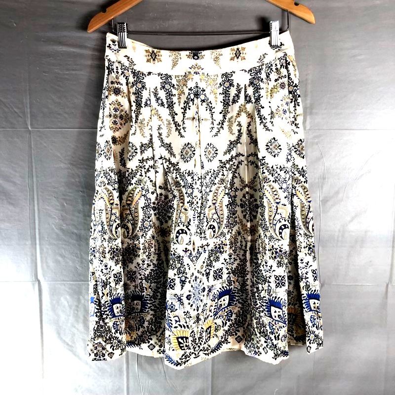 キース KEITH スカート タックフレア 花柄 裏地付き ホワイト系 40