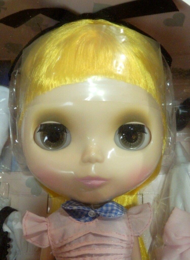 ネオブライス キュートアンドキュリアス