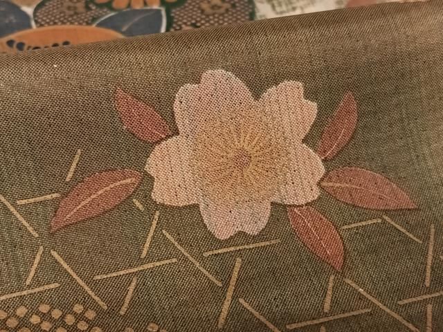 平和屋着物○極上 本場染大島紬 訪問着 舞桜 麻の葉文様 暈し染め 正絹