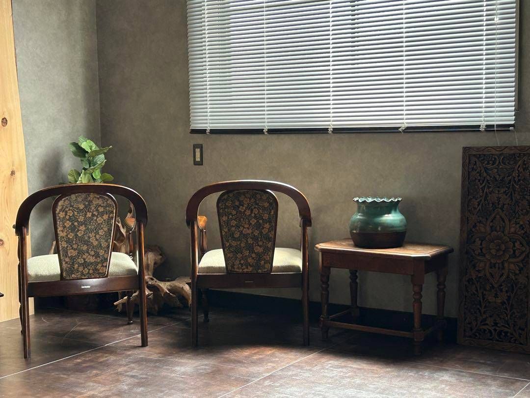 リメイク品　尾州生地　ホワイト座面　カリモク　コロニアル　アームソファ　Yn リメイク品 尾州生地 ホワイト座面 カリモク コロニアル アーム