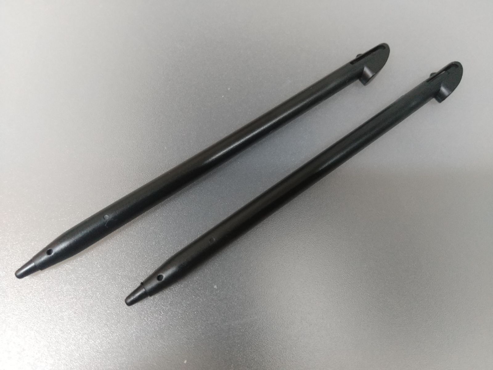 メーカー公式 NEW3DSLL タッチペン 黒 新品 ２本セット 互換品 3ds