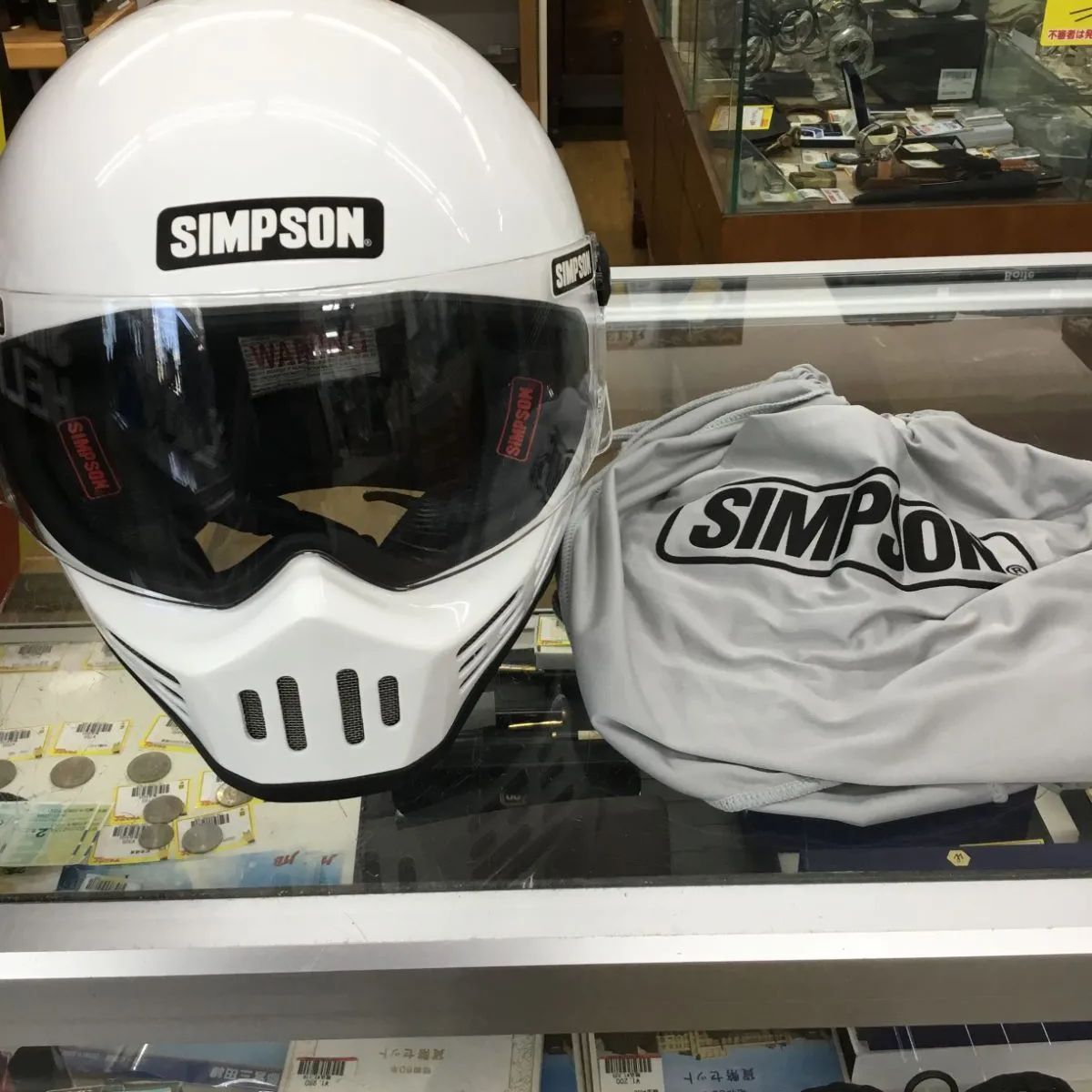 SIMPSON ヘルメット 美品 MODEL30 白 定価￥51，060