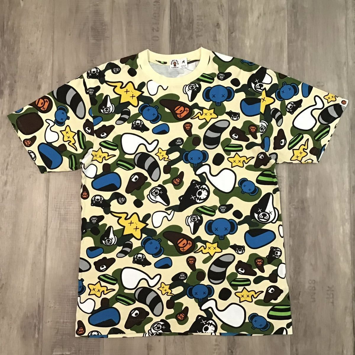 ☆激レア☆ KAWS × BAPE animal kingdom Tシャツ Mサイズ yellow a