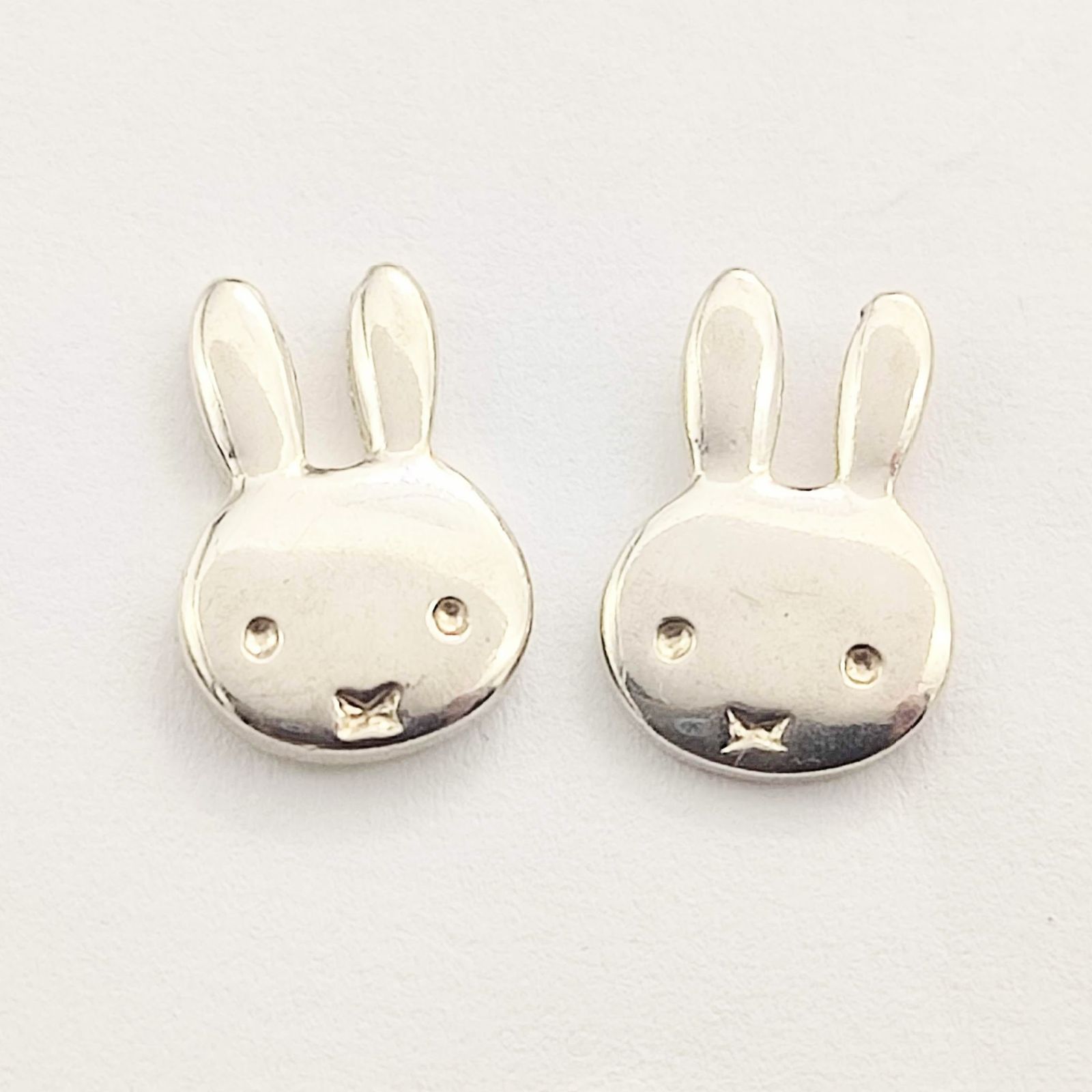 美品】ミッフィーピアス miffy SILVER シルバー925 <!-利用不可文字 