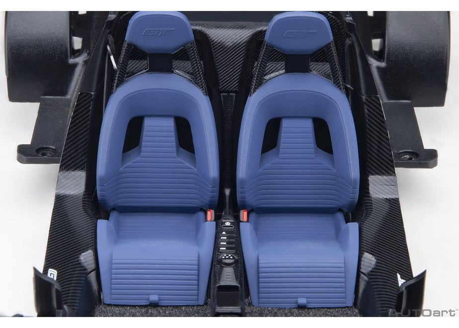 72926 1/18 フォード GT '64 プロトタイプ ヘリテージ エディション