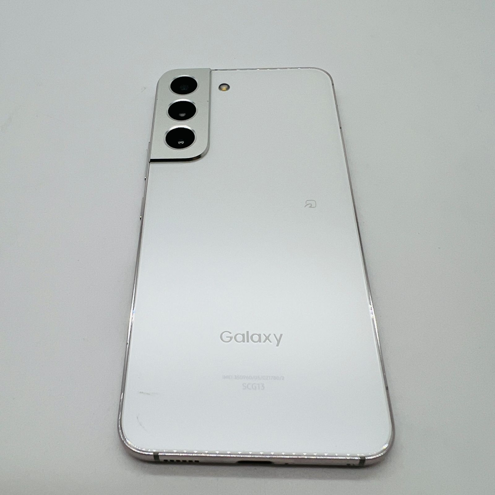 Galaxy - SAMSUNG Galaxy S22 SCG13X ファントム ホワイト サムスン Galaxy S22 SCG13 au 価格比較 - 価格.com
