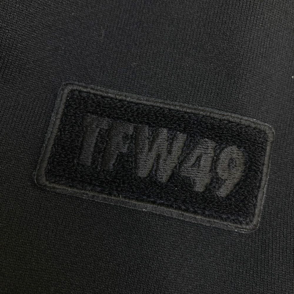 240101477064 ゴルフウェア