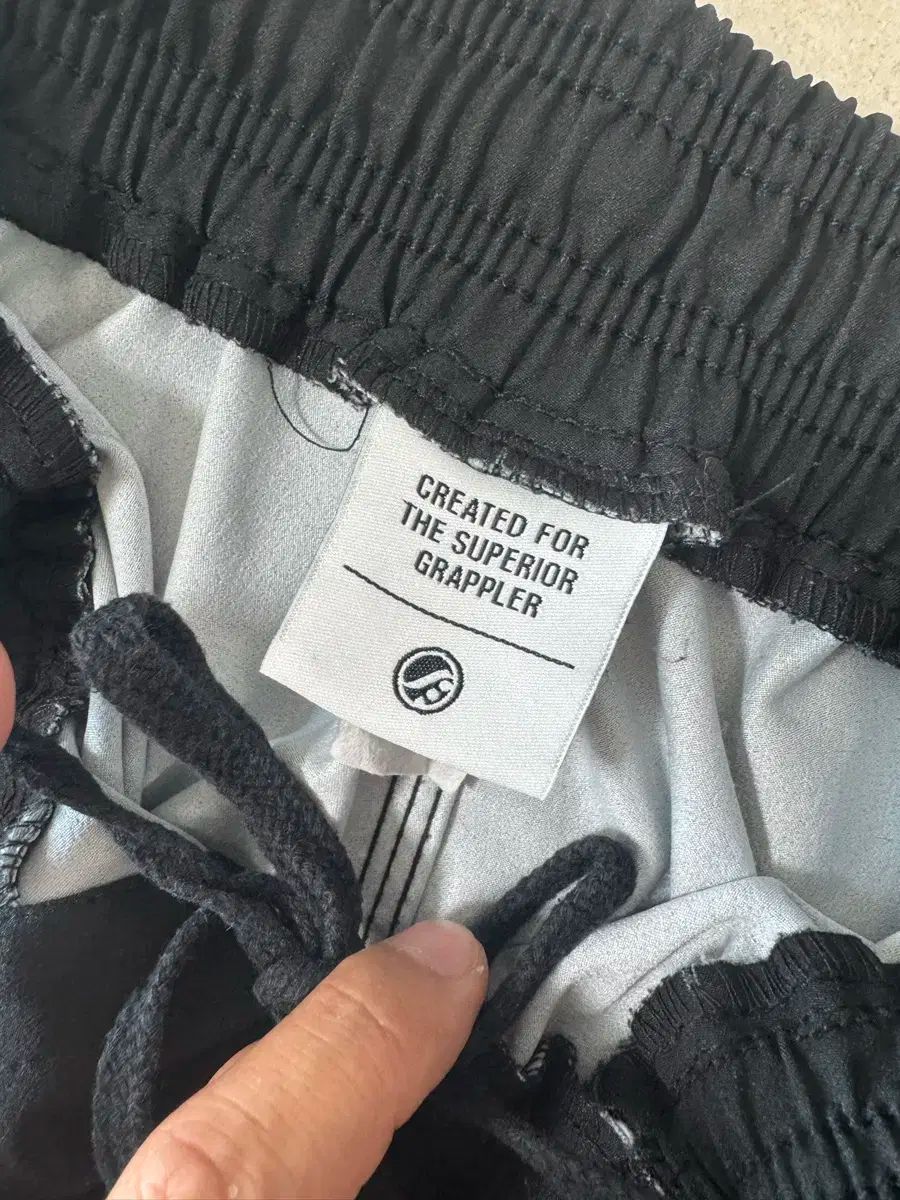 ネイバーフッド 怒り