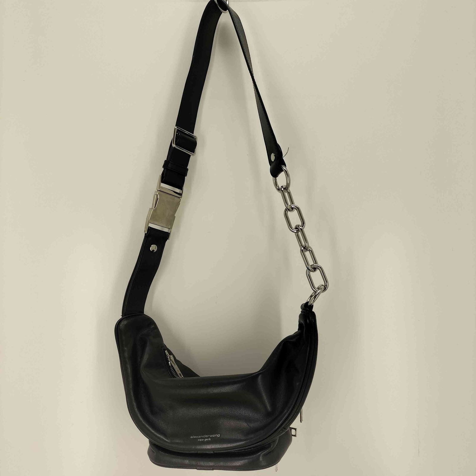 アレキサンダーワン Alexander Wang レザーボディバッグ メンズ