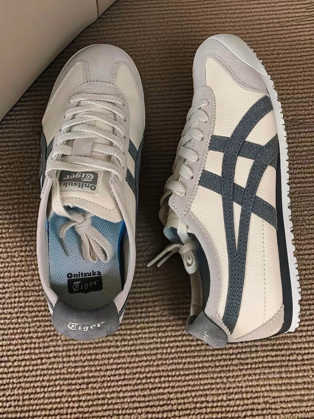 Onitsuka Tigerオニツカタイガー