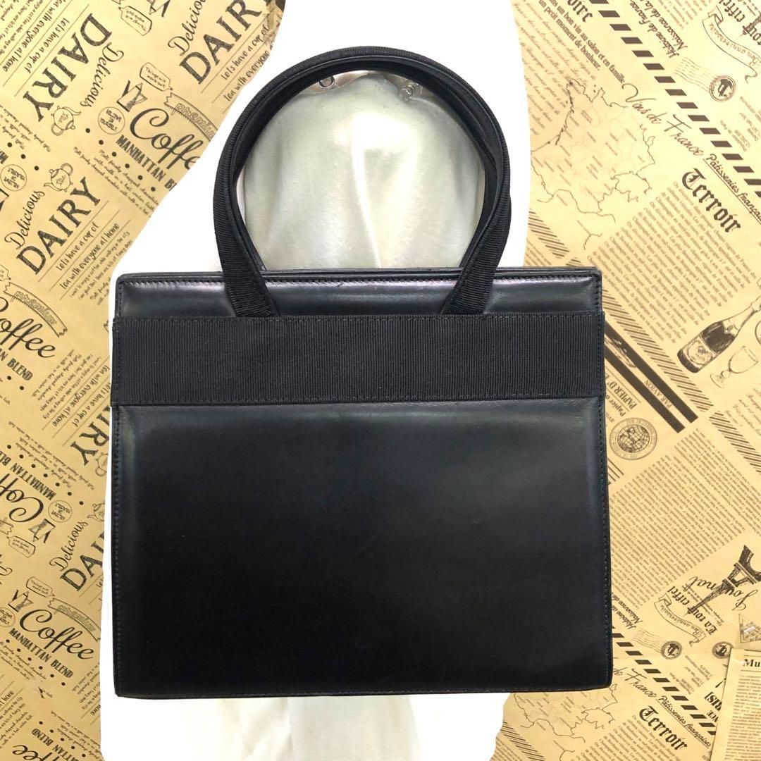 フェラガモ ハンド ショルダーバッグ ヴァラ フォーマル 革 黒 FV159
