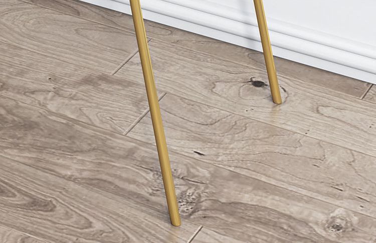 北欧風インスタグラムで ある な金色エントランステーブル シンプルでモダン MARWIL-DEMENAGEMENTS_CH