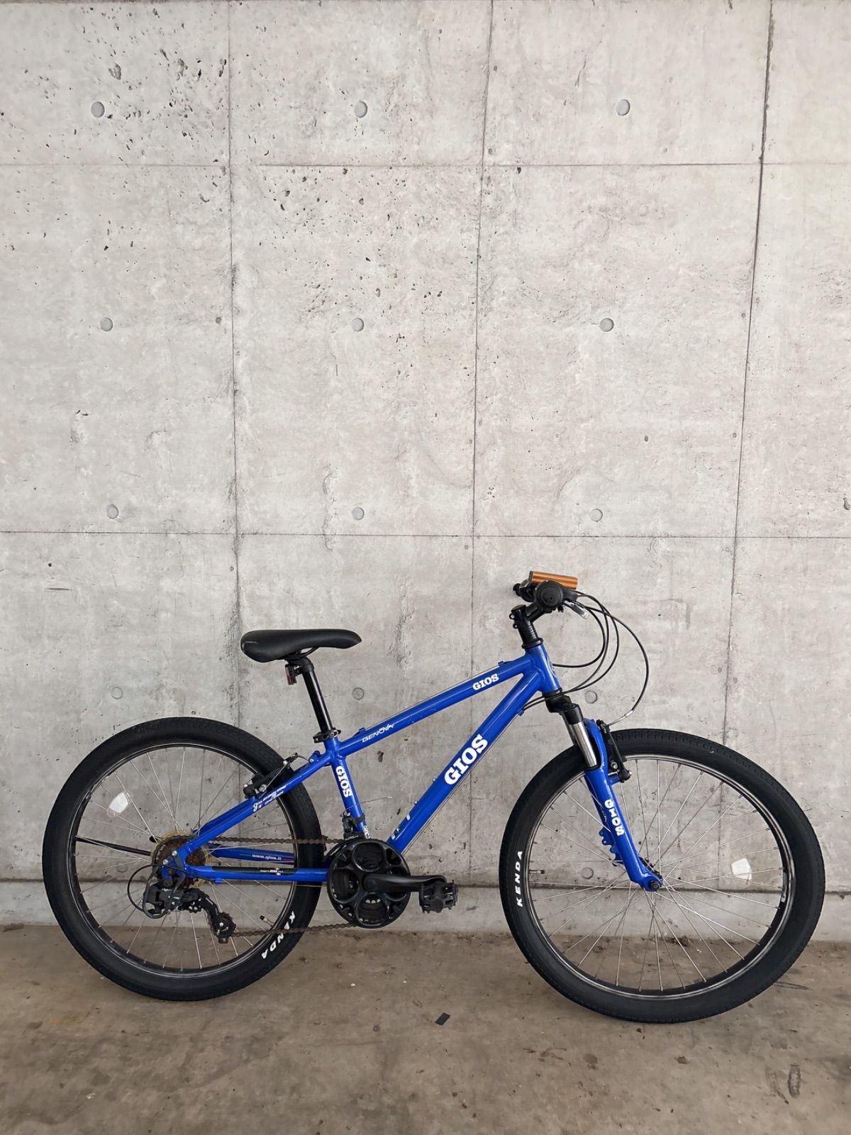 Bianchi C-SPORT 2の入荷 | 自転車専門店YOU CAN|ロード・クロス