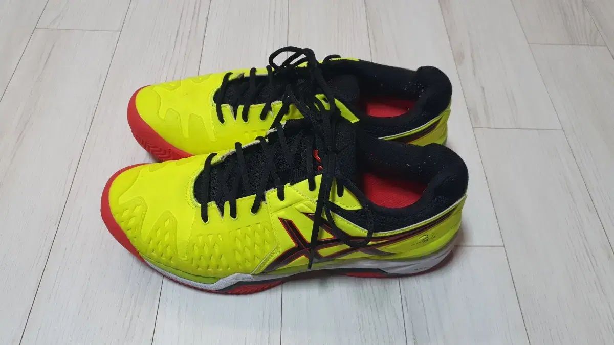 asics アシックス