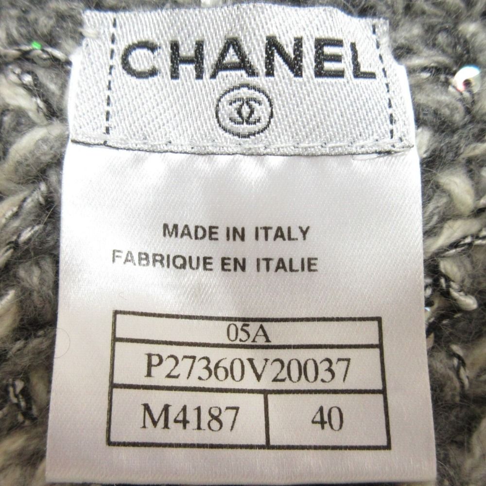 美品 CHANEL シャネル 05A ココマーク スパンコール カシミヤ ニットジャケット カーディガン P27360 サイズ40 グレー レディース 古着 中古 CHANEL - 美品 CHANEL シャネル 05A ココマーク スパンコール