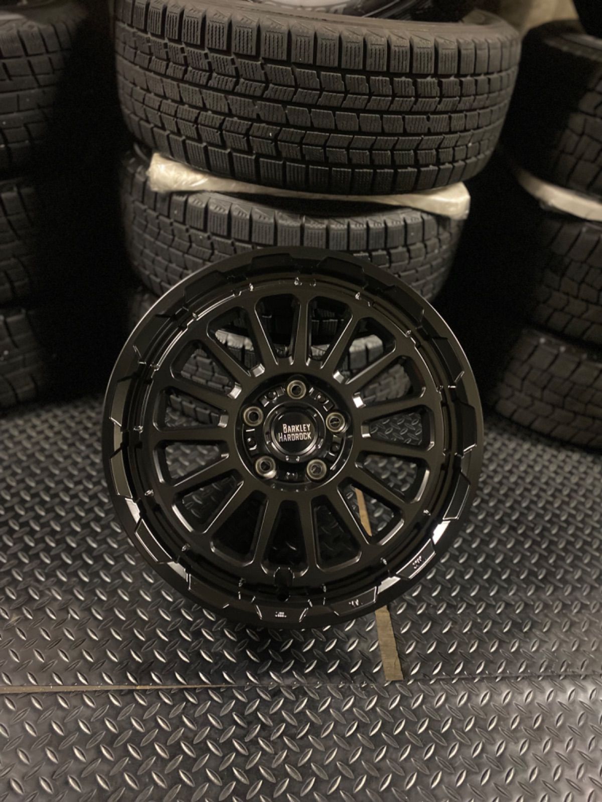 ◇新品◇17インチ×7.0J 5穴 PCD114.3 ブラックホイール4本 - メルカリ