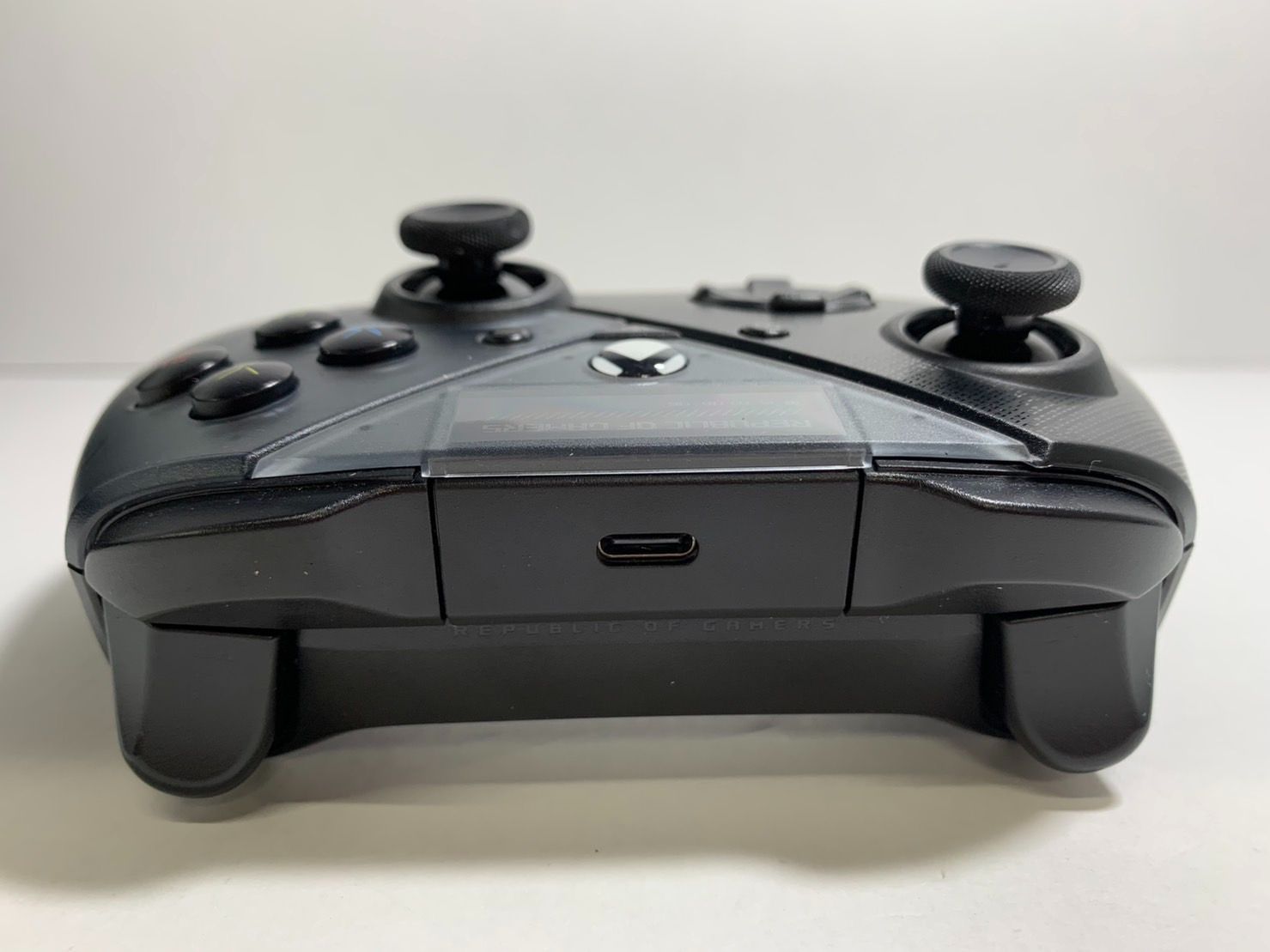 ゲーミング コントローラー