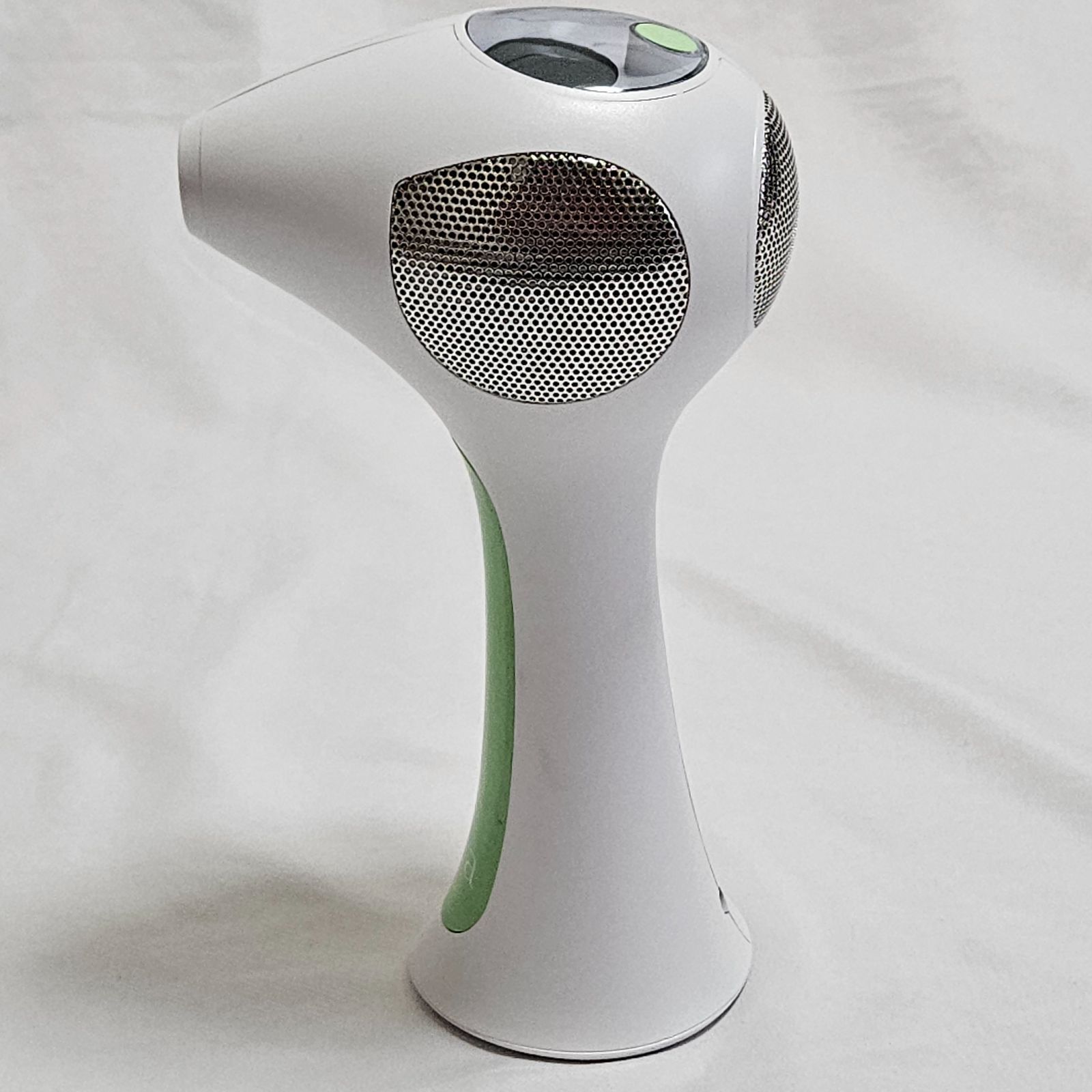 トリア パーソナルレーザー脱毛器 4X グリーン ジェル付き - メルカリ