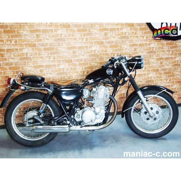 SR400 チェッカー エンブレム タンク デカール 青/白 - メルカリ