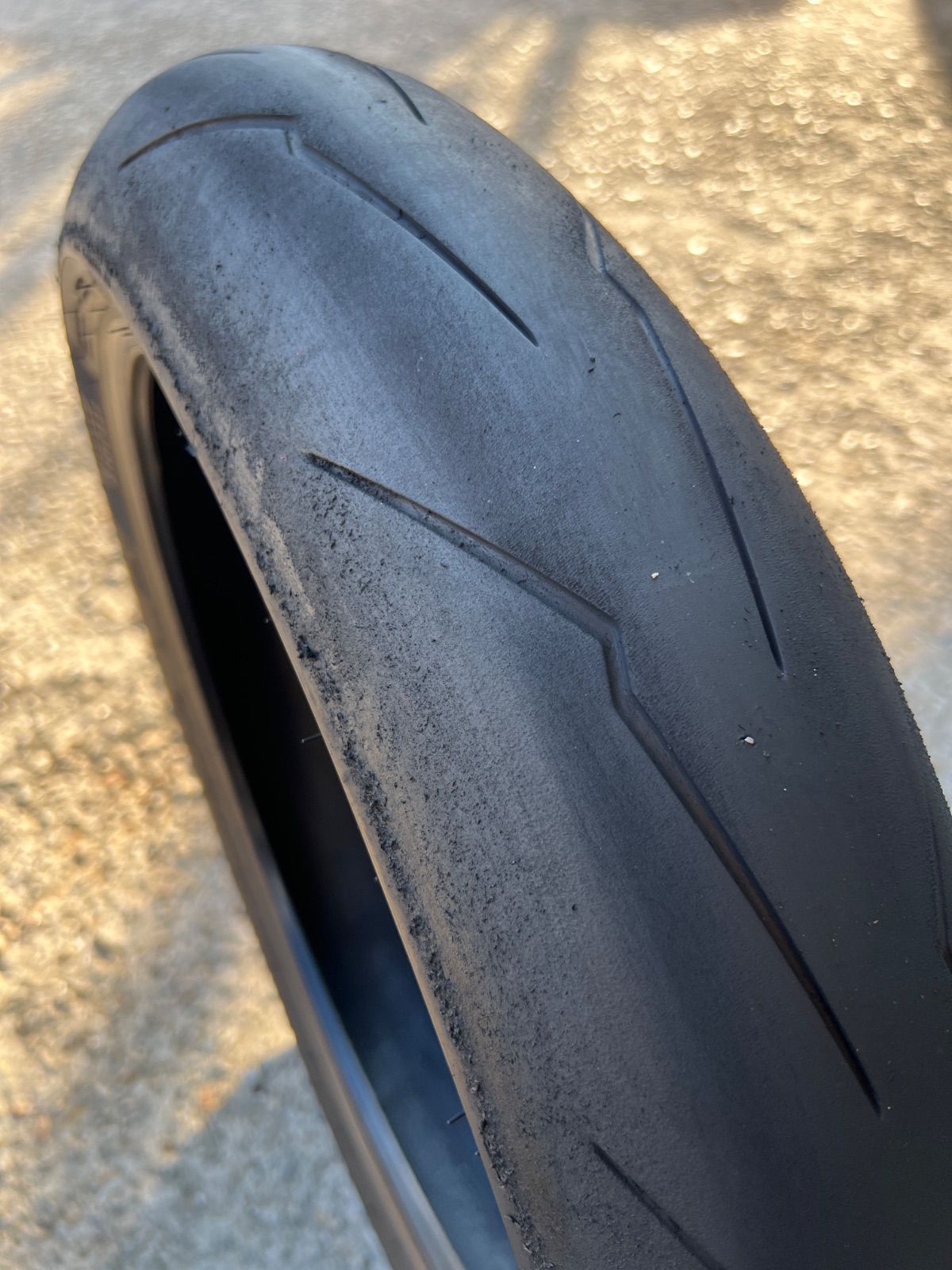 ピレリ スーパーコルサV3 前後セット 120/70ZR17 180/60ZR17